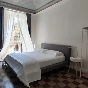 Palazzo Del Verga 2*, CTA Italia