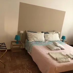 https://a-due-passi-dal-lumiere.emilia-romagnahotels.net